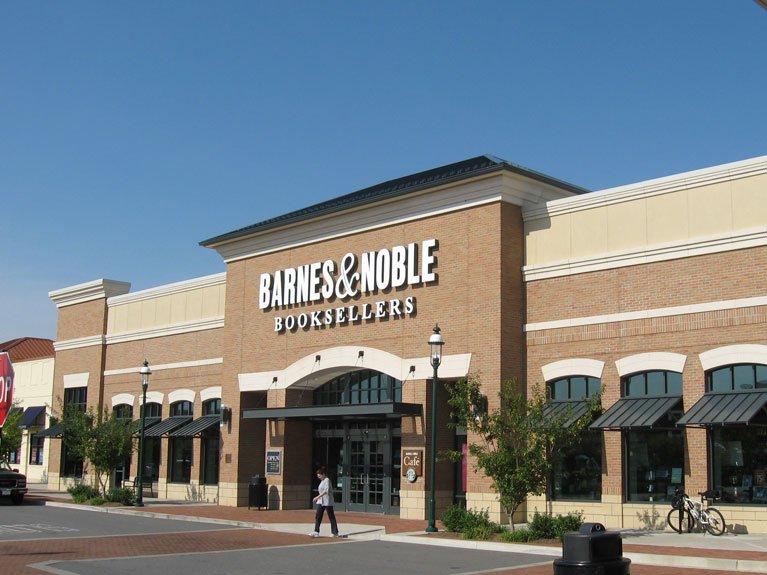 Fireworks at Barnes & Noble as bookseller fires back at suit filed by