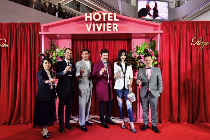 Roger Vivier's China brand ambassador actress Tiffany Tang and creative director Gherardo Felloni appeared at the brand's grand opening party on April 11. Courtesy image