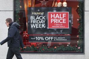 Em Londres as compras de Black Friday iniciam o Natal